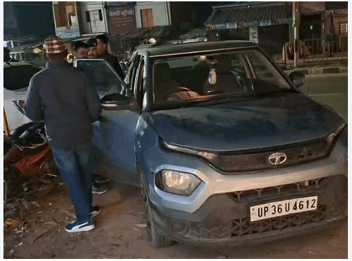 दुस्साहस: जनपद प्रतापगढ़ में असलहे के दम पर सर्राफा कारोबारी से 17 लाख की लूट, तीन किलो चांदी भी लूट ले गए बदमाश